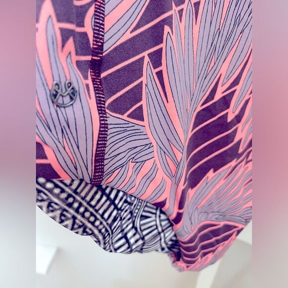 Maaji Tropical Long Sleeve Swimsuit reversible rash guard; small rare! - Picture 3 of 12